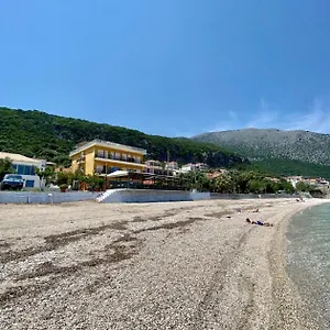 https://riviera-hotel.kefaloniahotels.net